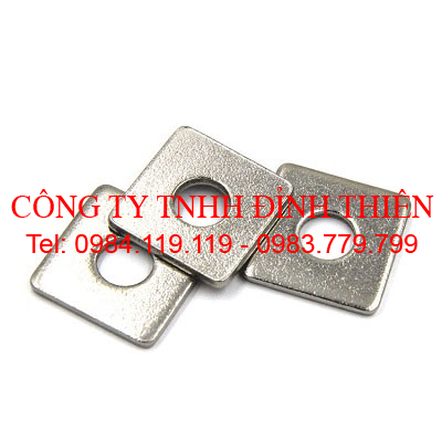 LONG ĐỀN VUÔNG